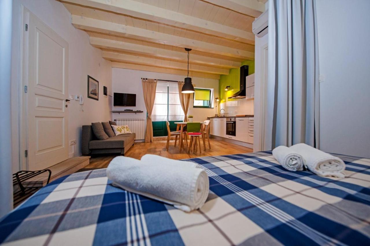 Apartments Tizi Rovinj Exteriör bild